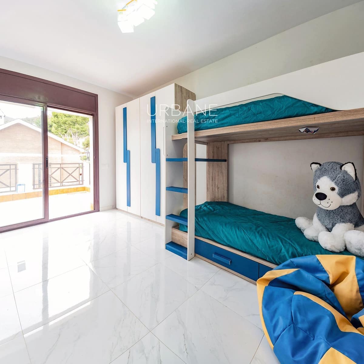 9 bedroom Villa for sale in Barcelona city with pool garage - € 2,500,000 (Ref: 9060657)