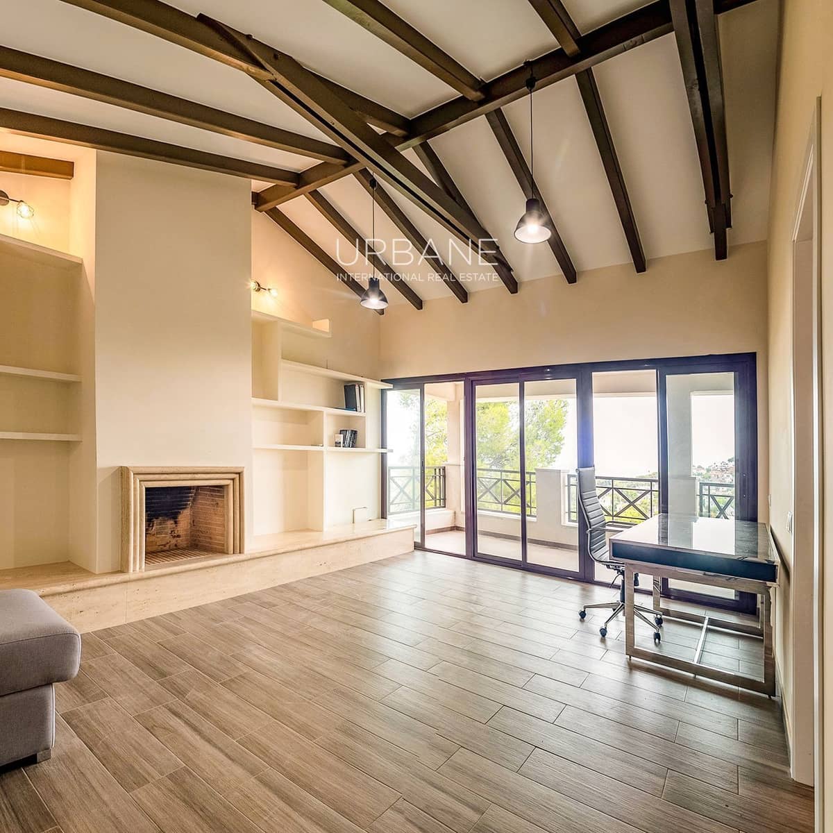 9 bedroom Villa for sale in Barcelona city with pool garage - € 2,500,000 (Ref: 9060657)