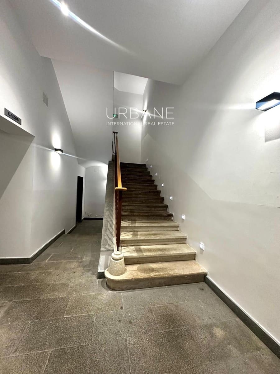 2 soveværelse Lejlighed til leje i Barcelona by - € 1.800 (Ref: 9061251)