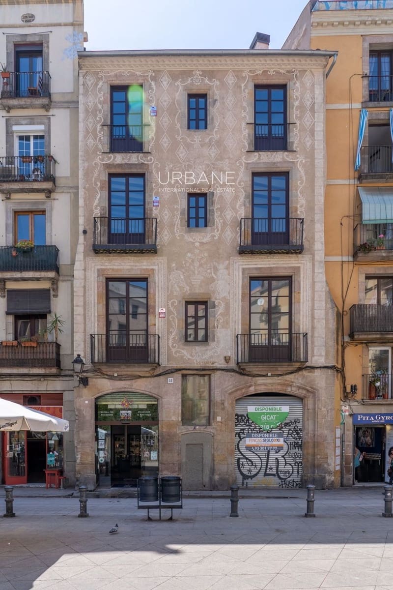 2 soveværelse Lejlighed til leje i Barcelona by - € 1.800 (Ref: 9061251)