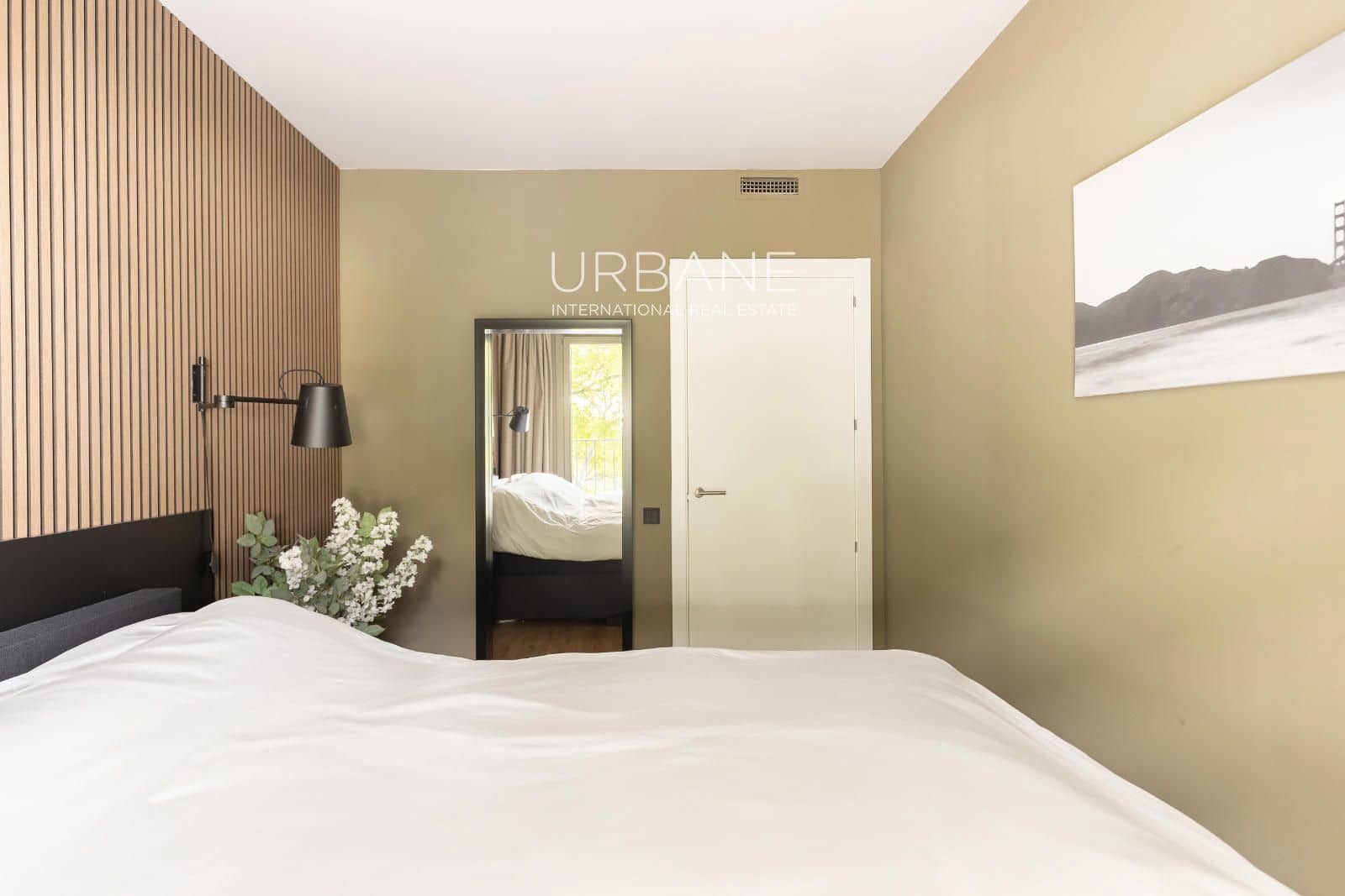 3 bedroom Flat for rent in Barcelona city - € 3,100 (Ref: 9061831)