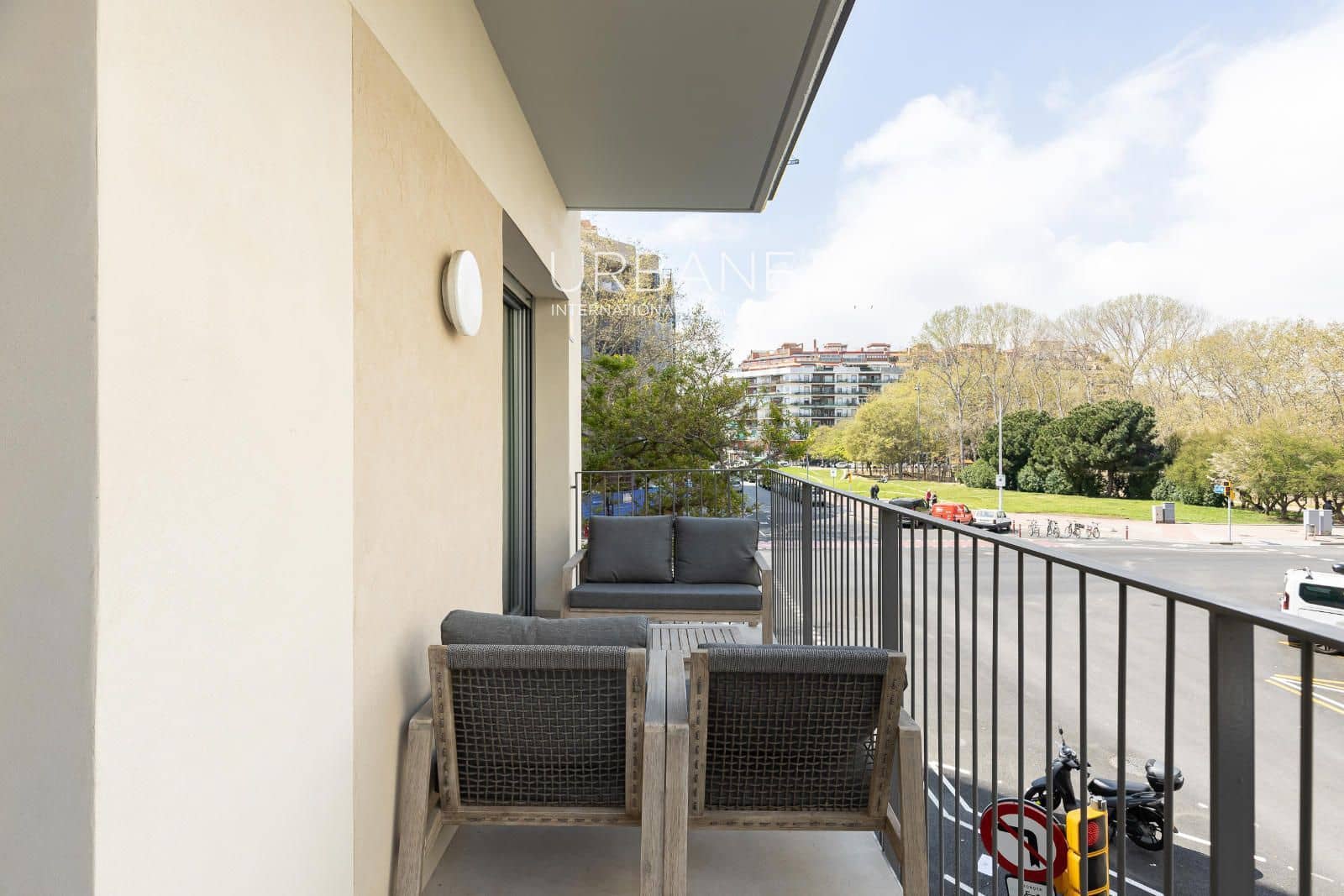 3 bedroom Flat for rent in Barcelona city - € 3,100 (Ref: 9061831)