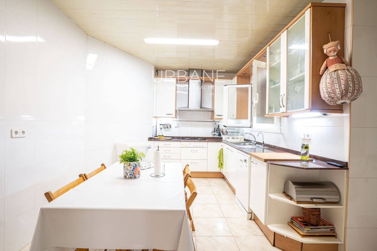 6 slaapkamer Flat te koop in Barcelona stad - € 970.000 (Ref: 9076804)