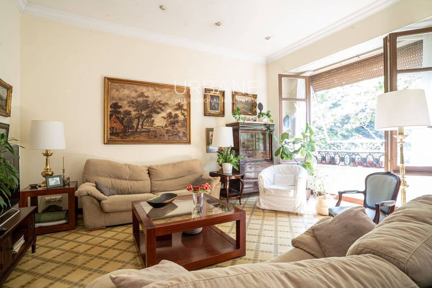 6 slaapkamer Flat te koop in Barcelona stad - € 970.000 (Ref: 9076804)