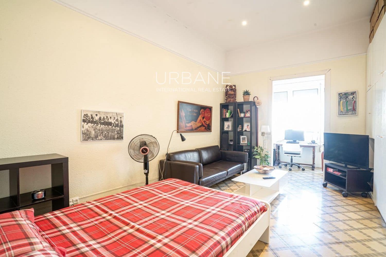 6 slaapkamer Flat te koop in Barcelona stad - € 970.000 (Ref: 9076804)