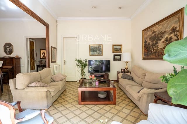 6 slaapkamer Flat te koop in L'Antiga Esquerra de L'Eixample, Barcelona stad - € 970.000 (Ref: 9076804)