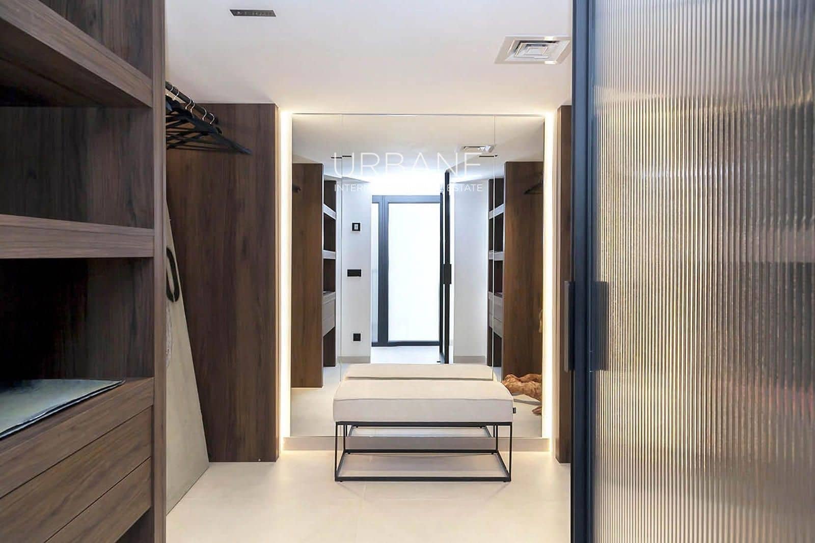 2 soveværelse Lejlighed til salg i Barcelona by - € 519.000 (Ref: 9076805)