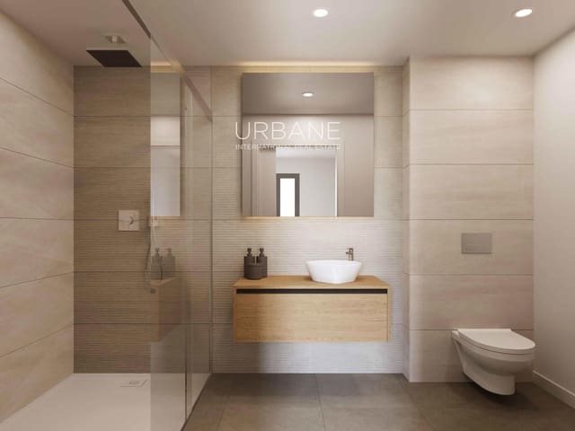 Piso de 3 habitaciones en Salou en venta con piscina garaje - 569.000 € (Ref: 9084582)