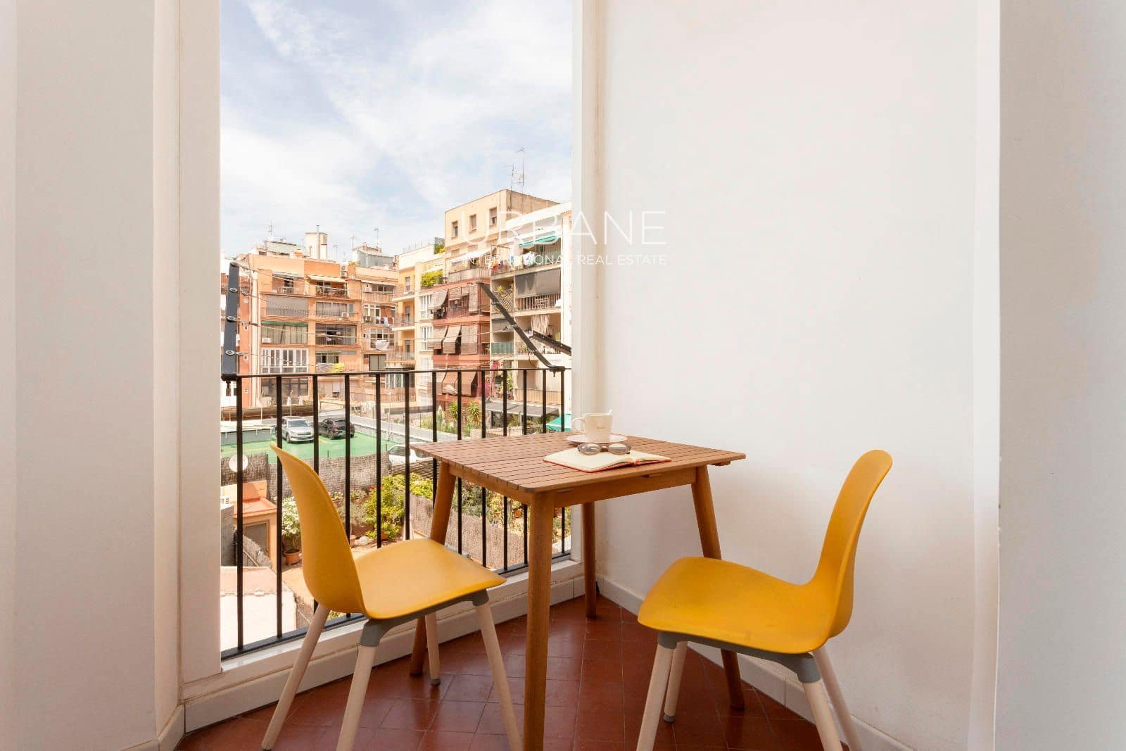 2 soveværelse Lejlighed til salg i Barcelona by - € 875.000 (Ref: 9100181)