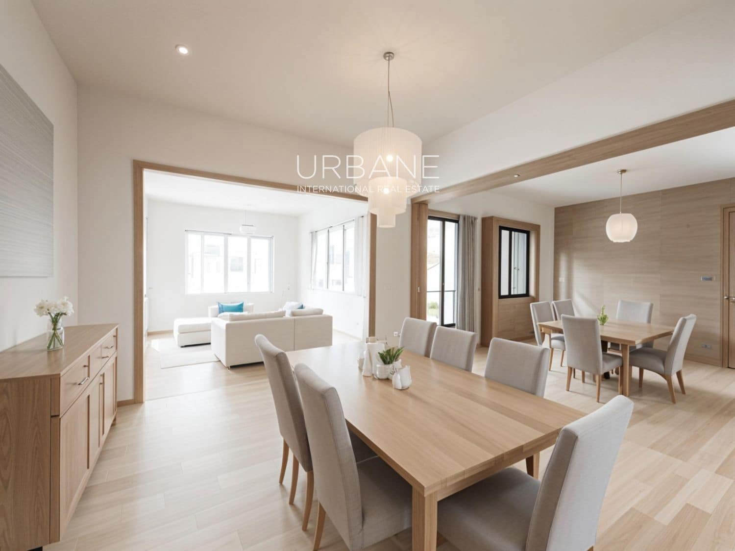 5 slaapkamer Flat te koop in Barcelona stad - € 760.000 (Ref: 9147994)