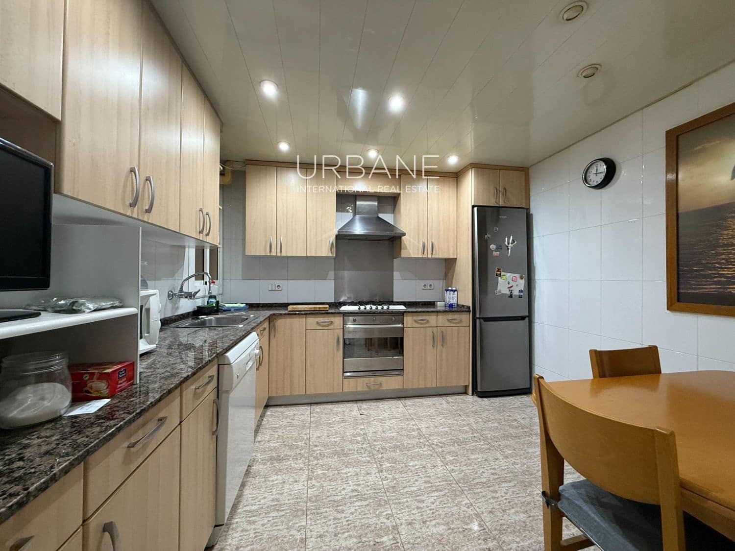 5 slaapkamer Flat te koop in Barcelona stad - € 760.000 (Ref: 9147994)