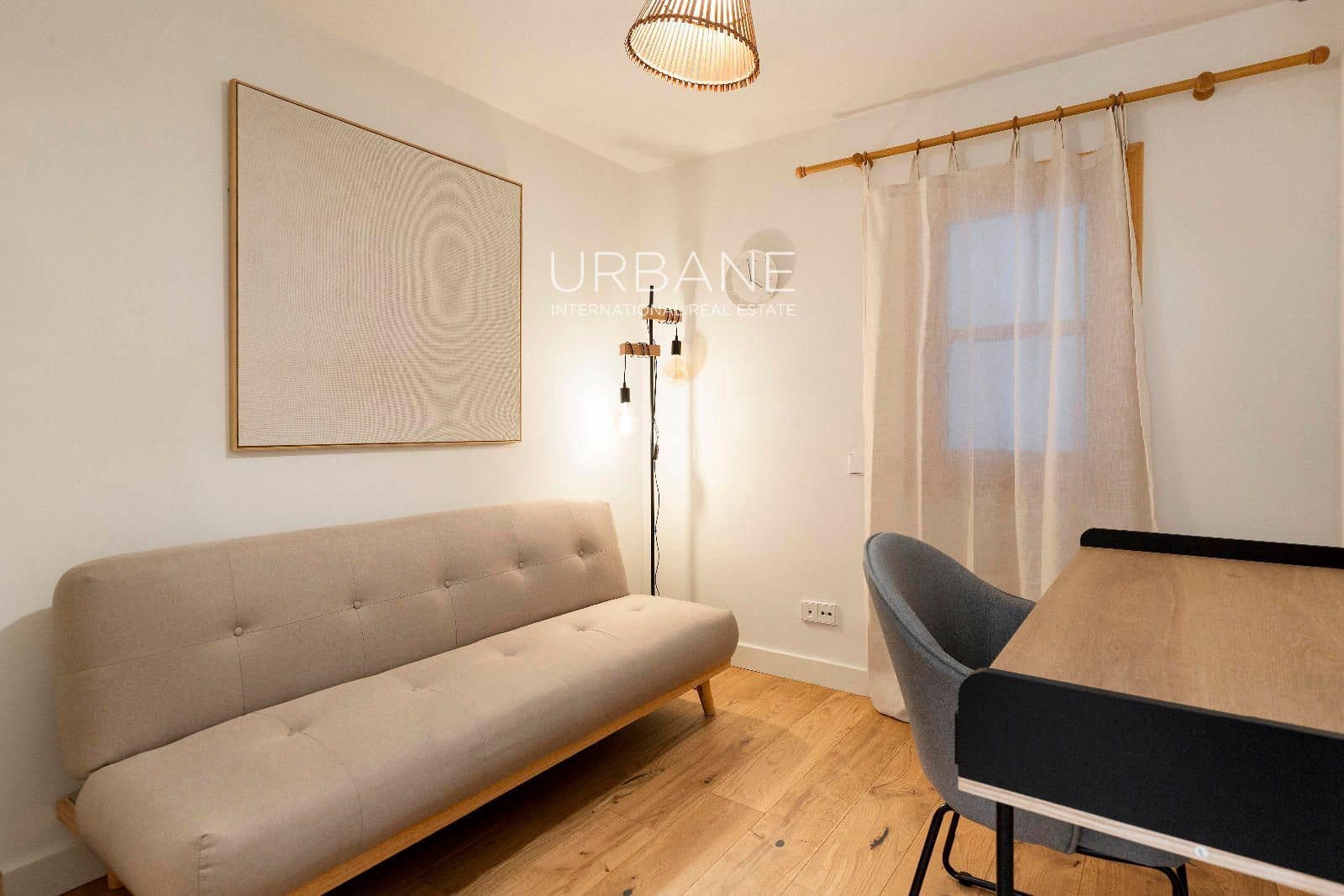 2 bedroom Flat for rent in Barcelona city - € 2,500 (Ref: 9160209)