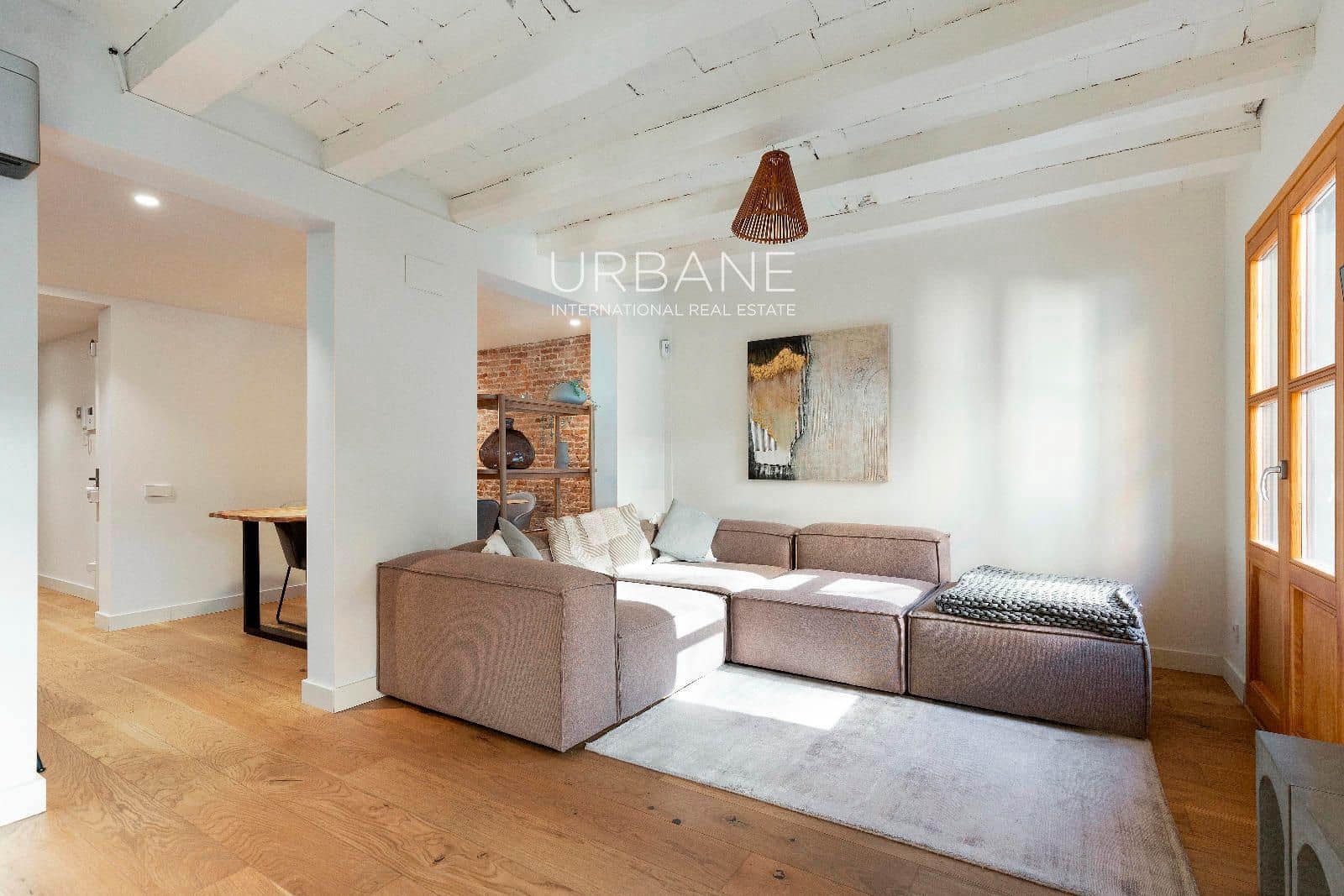 2 bedroom Flat for rent in Barcelona city - € 2,500 (Ref: 9160209)