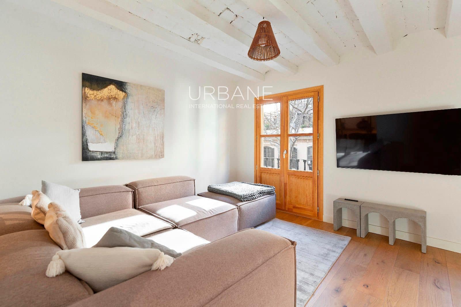 2 bedroom Flat for rent in Barcelona city - € 2,500 (Ref: 9160209)