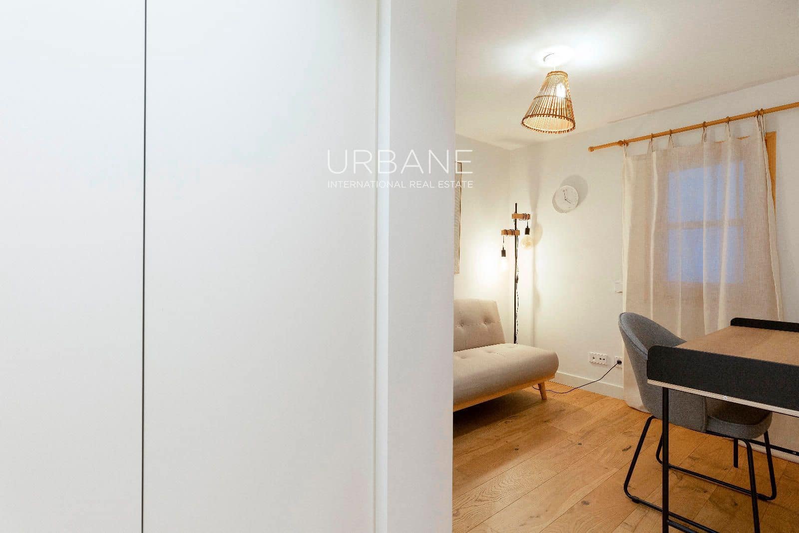 2 bedroom Flat for rent in Barcelona city - € 2,500 (Ref: 9160209)