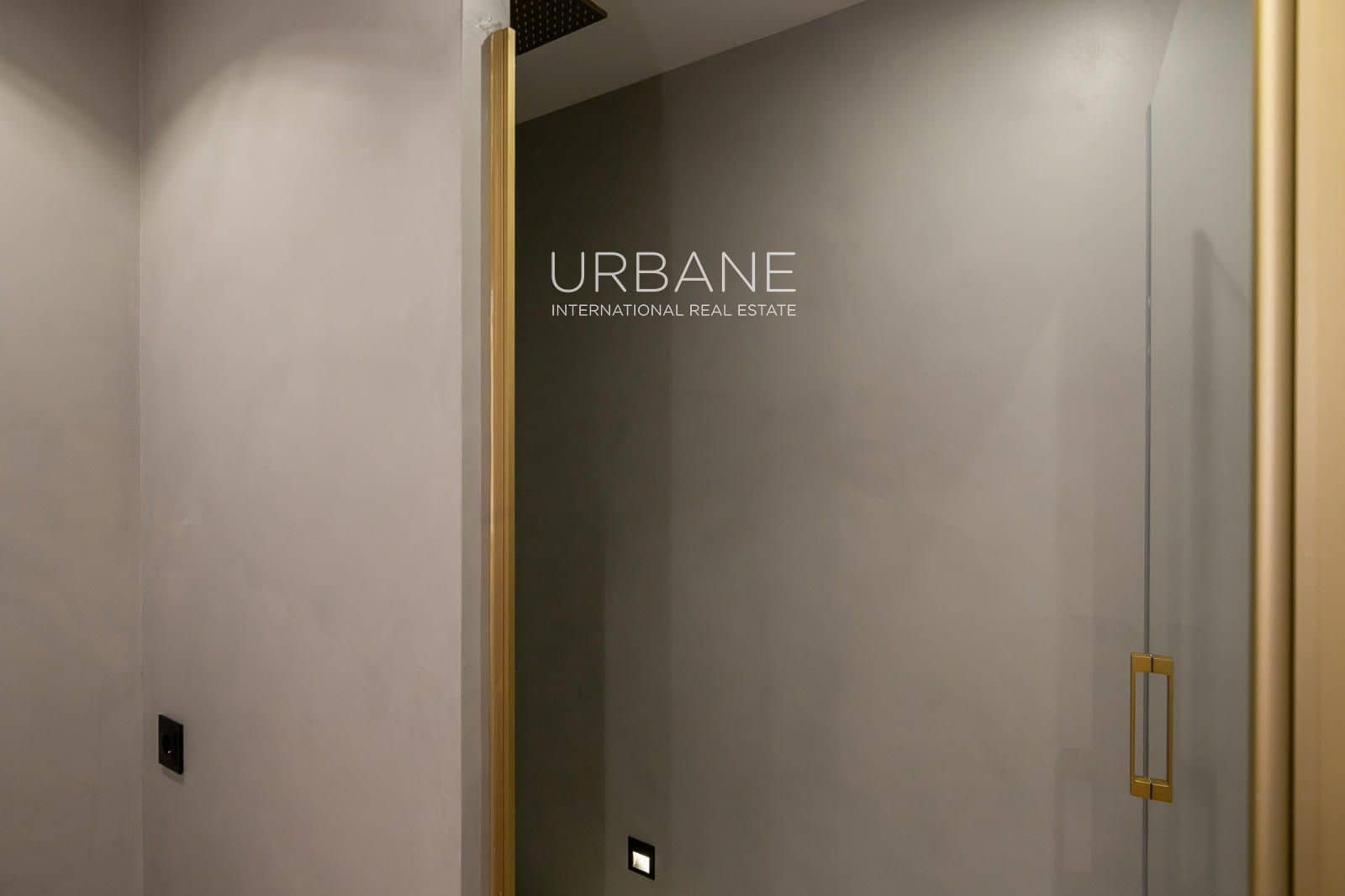 3 soverom Leilighet til salgs i Barcelona by - € 925 000 (Ref: 9200958)