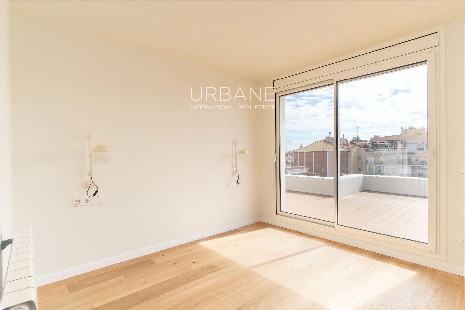 5 soveværelse Lejlighed til salg i Barcelona by med garage - € 2.250.000 (Ref: 9201792)