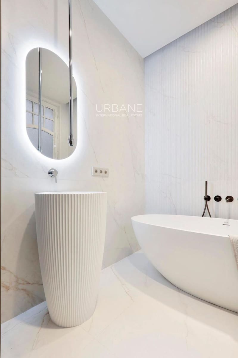 4 soverom Leilighet til salgs i Barcelona by - € 1 750 000 (Ref: 9231953)