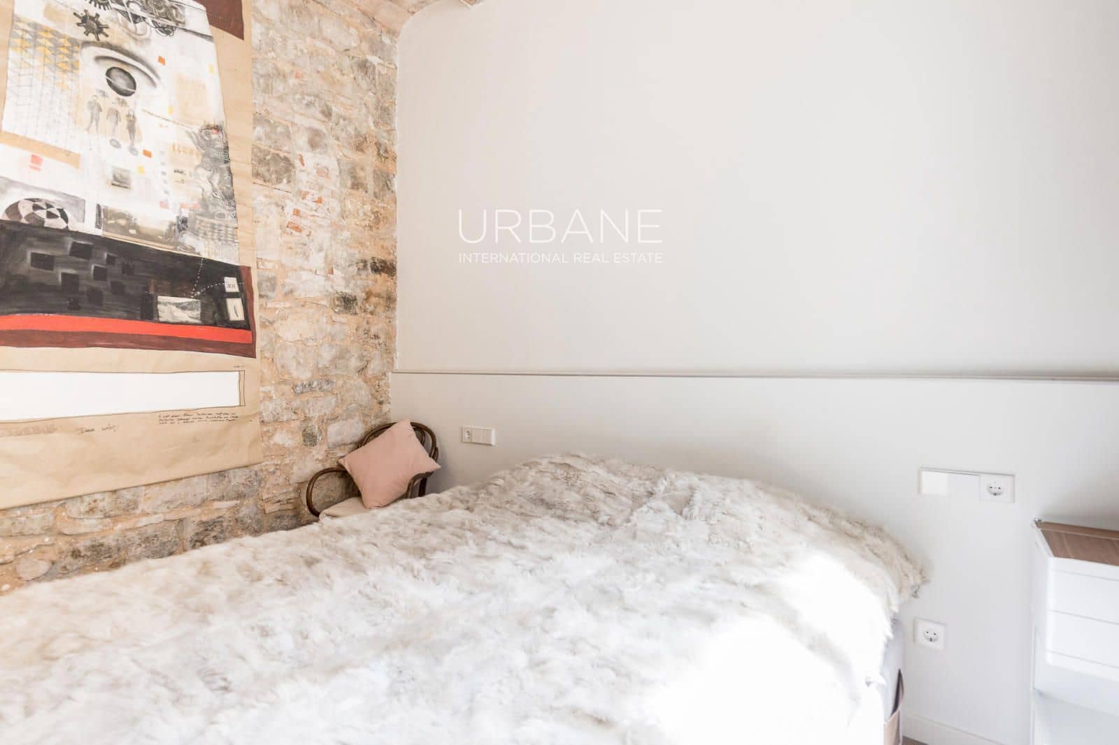 2 quarto Apartamento para arrendar em Barcelona cidade - 2 000 € (Ref: 9243639)