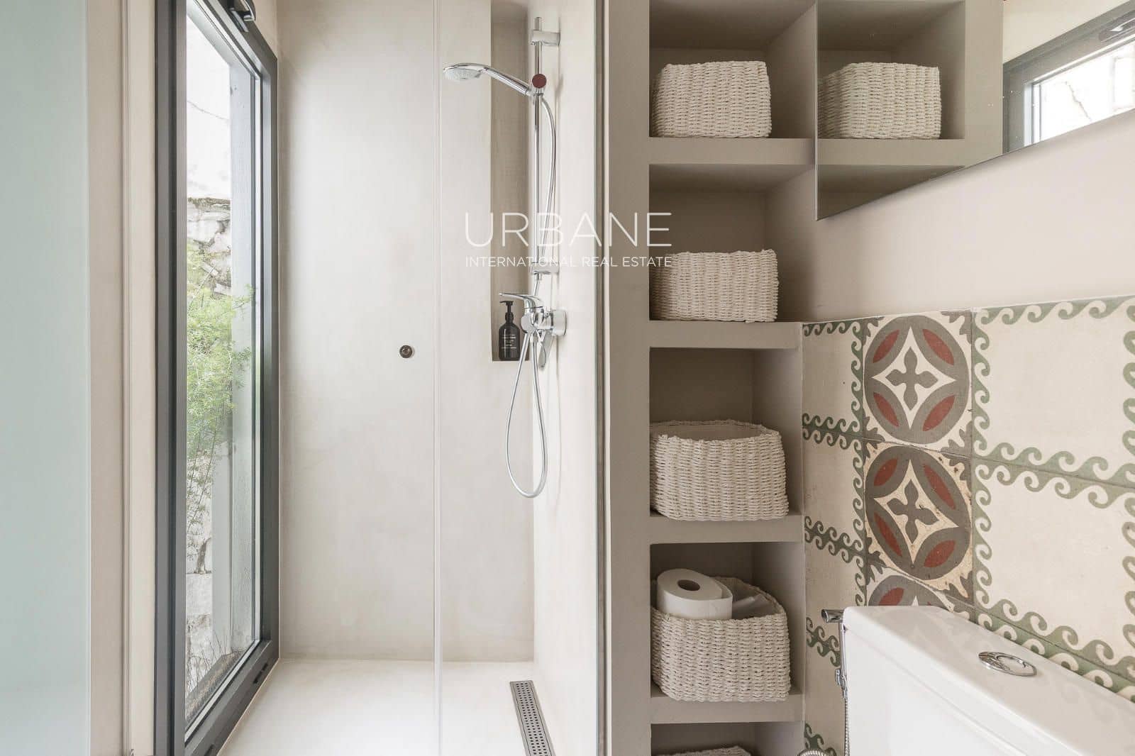 2 quarto Apartamento para arrendar em Barcelona cidade - 2 000 € (Ref: 9243639)