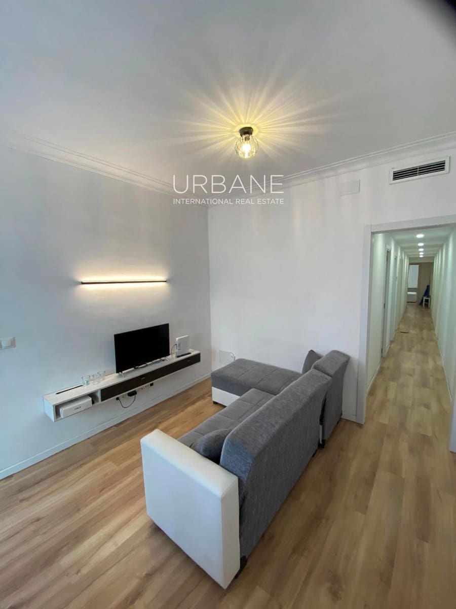 4 soveværelse Lejlighed til salg i Barcelona by - € 570.000 (Ref: 9306832)