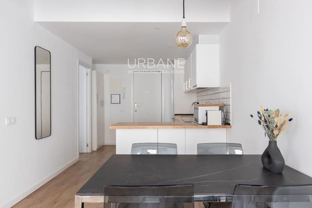 2 bedroom Flat for sale in El Raval, Barcelona city - € 260,000 (Ref: 9331042)