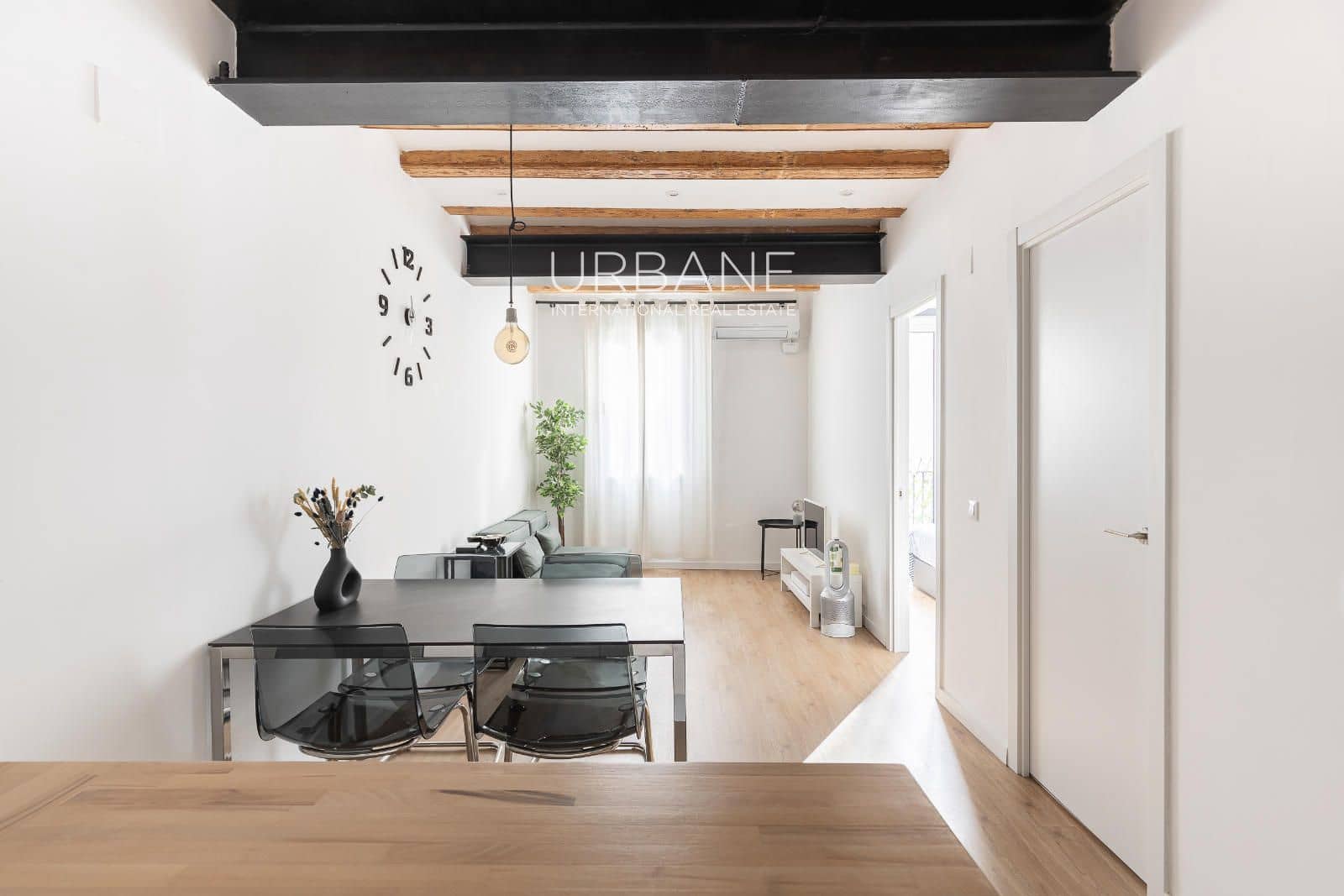 2 sypialnia Mieszkanie na sprzedaż w Miasto Barcelona - 260 000 € (Ref: 9331042)