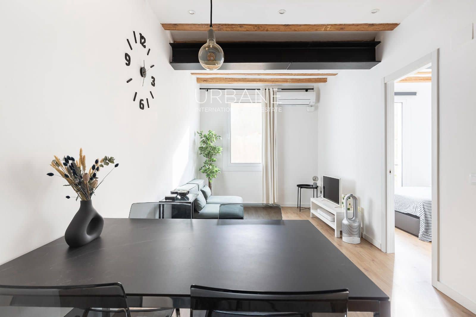 2 sypialnia Mieszkanie na sprzedaż w Miasto Barcelona - 260 000 € (Ref: 9331042)