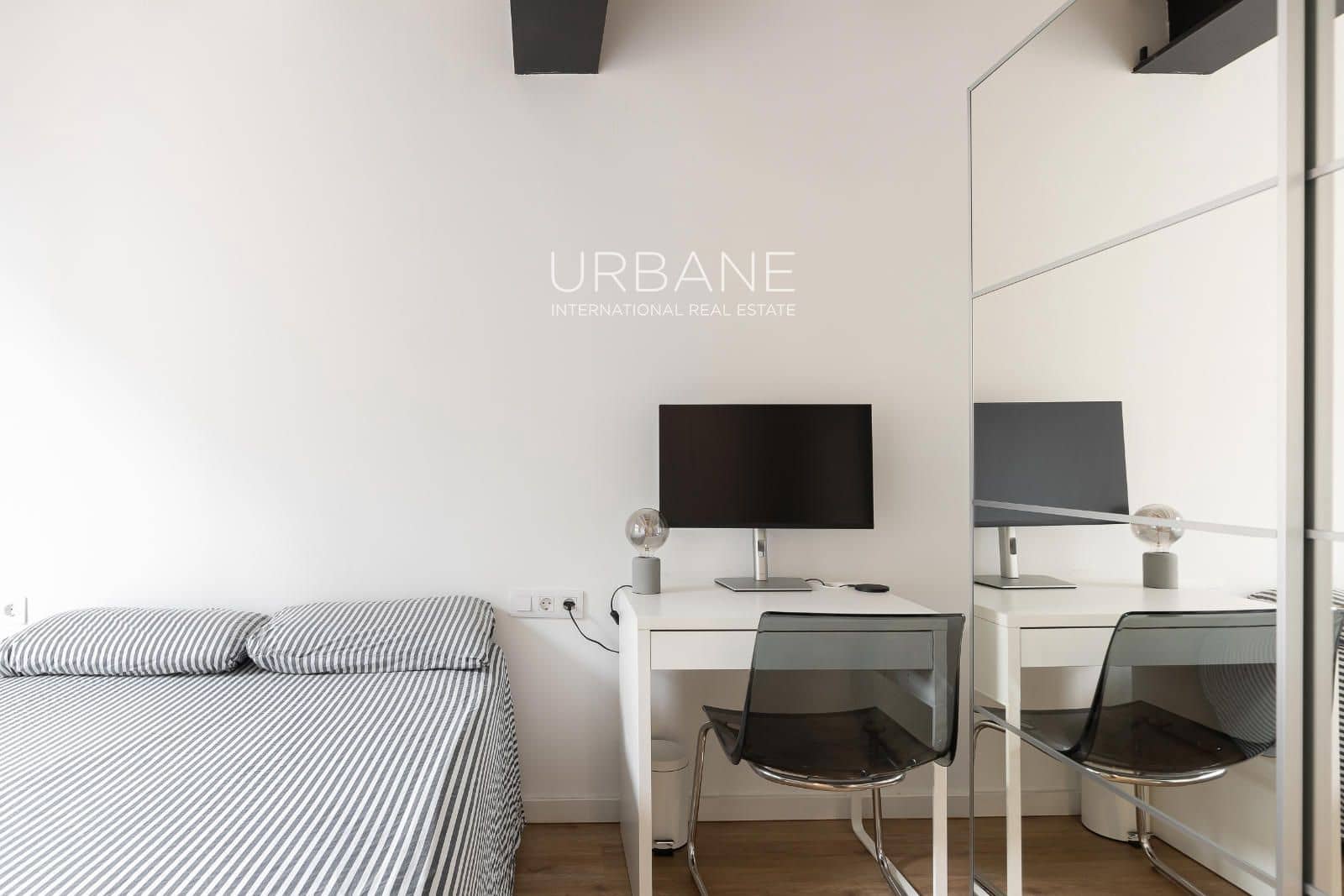 2 sypialnia Mieszkanie na sprzedaż w Miasto Barcelona - 260 000 € (Ref: 9331042)