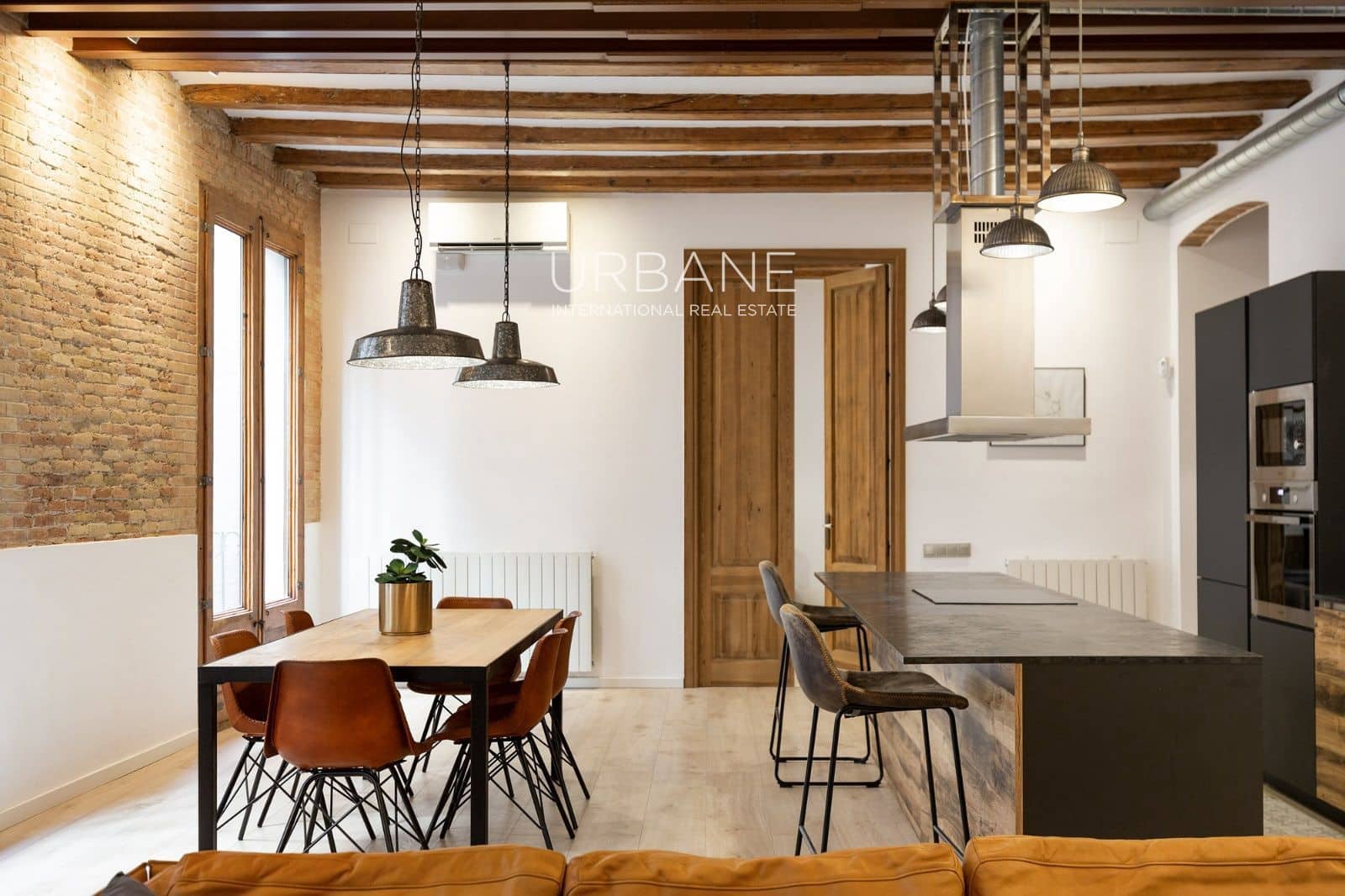 3 sovrum Lägenhet att hyra i Barcelona stad - 2 700 € (Ref: 9349791)