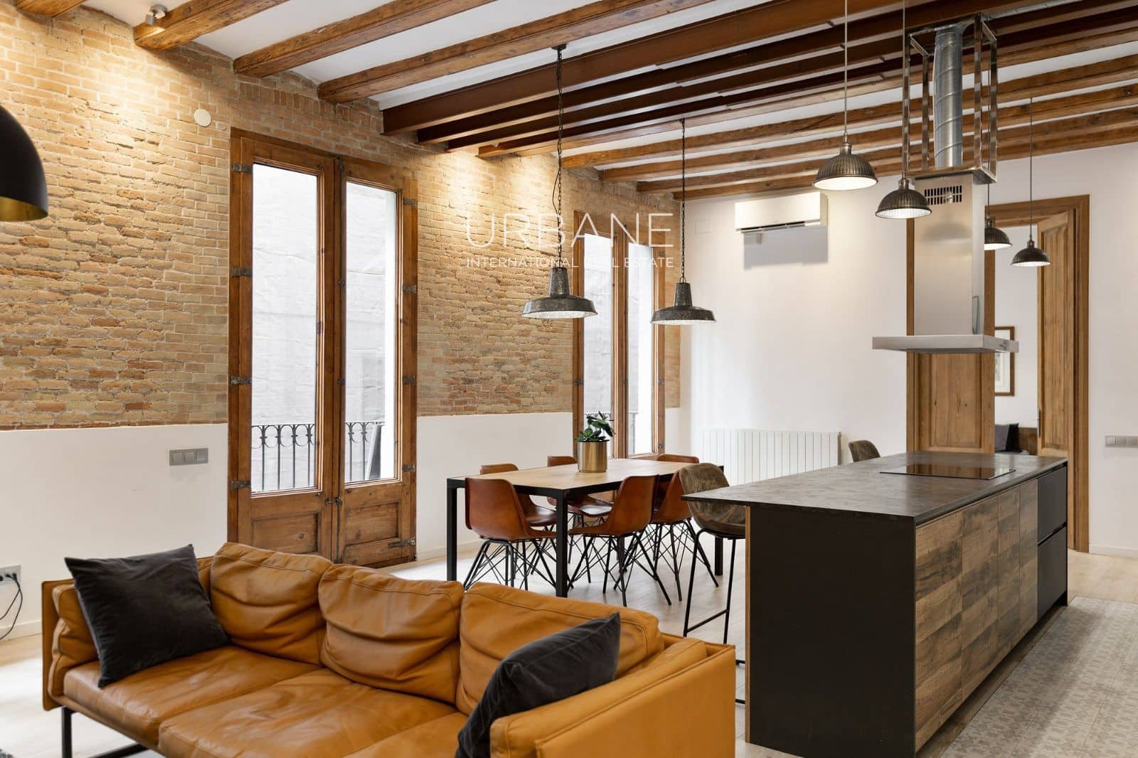 3 sovrum Lägenhet att hyra i Barcelona stad - 2 700 € (Ref: 9349791)