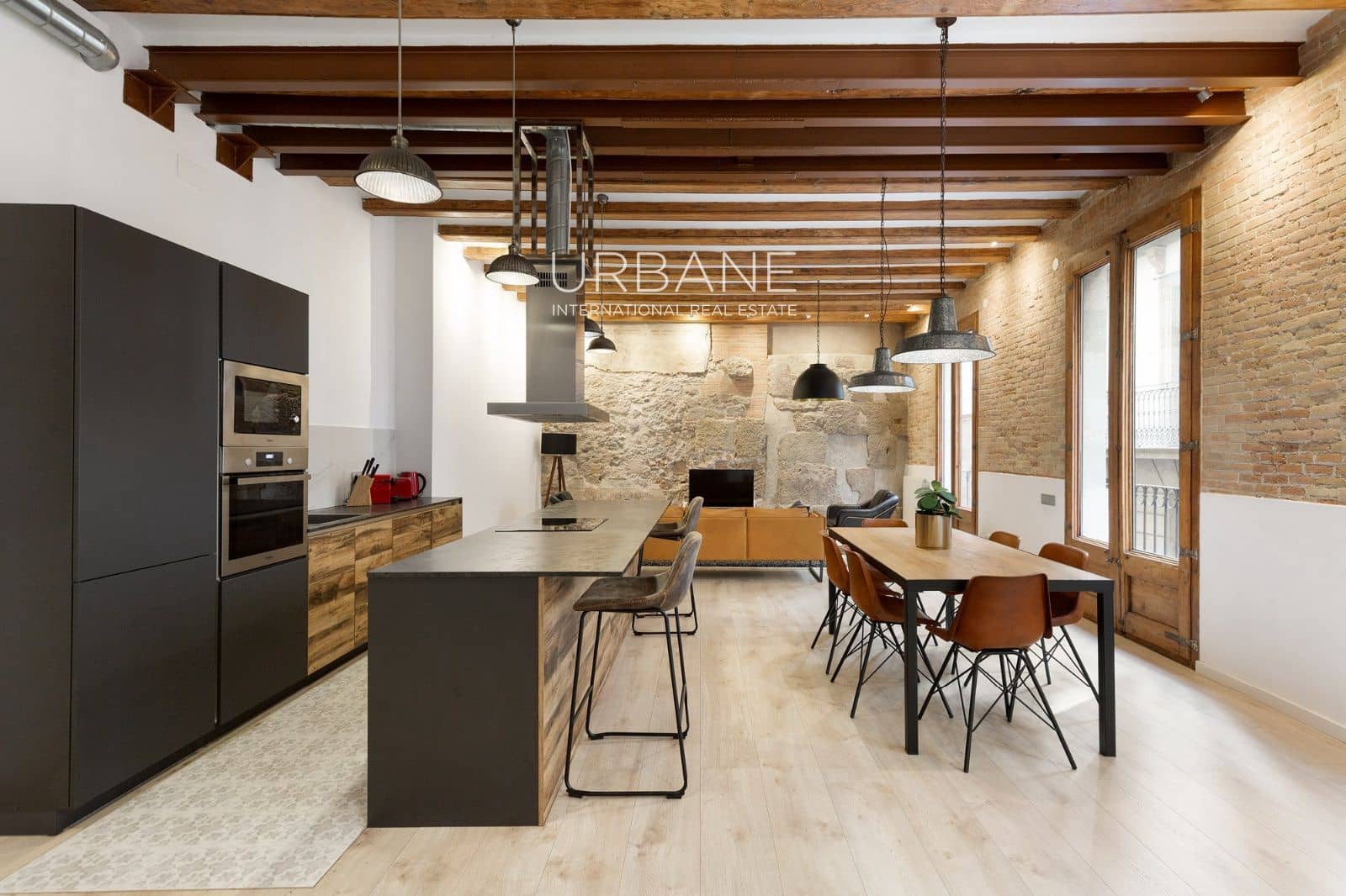 3 sovrum Lägenhet att hyra i Barcelona stad - 2 700 € (Ref: 9349791)