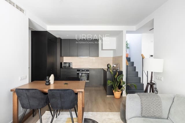 2 soverom Penthouse til leie i El Poble Sec, Barcelona by - € 2 300 (Ref: 9349793)