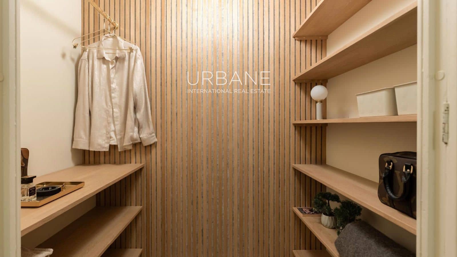 1 Zimmer Wohnung zu verkaufen in Barcelona Stadt - 335.000 € (Ref: 9396843)