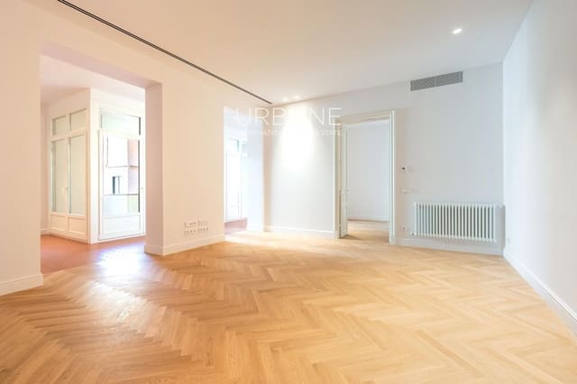 2 soveværelse Lejlighed til salg i El Barri Gòtic, Barcelona by - € 950.000 (Ref: 9403633)