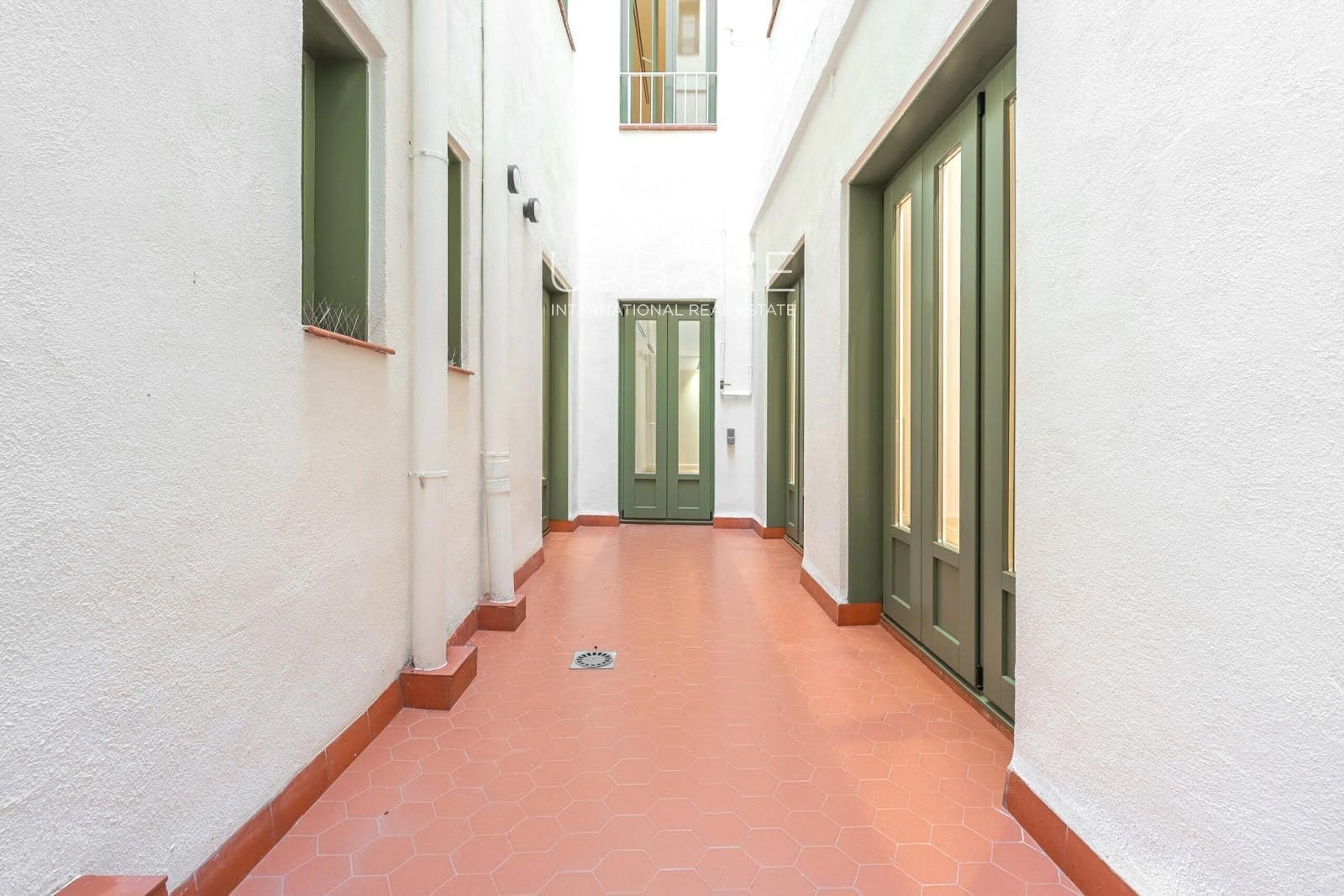 2 soveværelse Lejlighed til salg i Barcelona by - € 950.000 (Ref: 9403633)