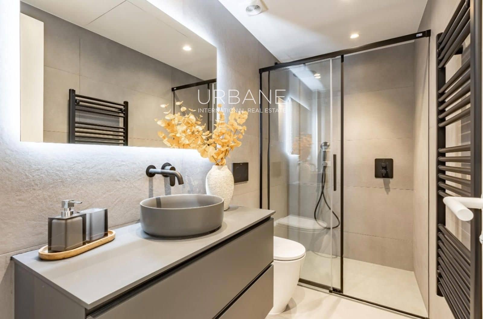 3 Zimmer Wohnung zu verkaufen in Barcelona Stadt mit Pool - 720.000 € (Ref: 9404680)