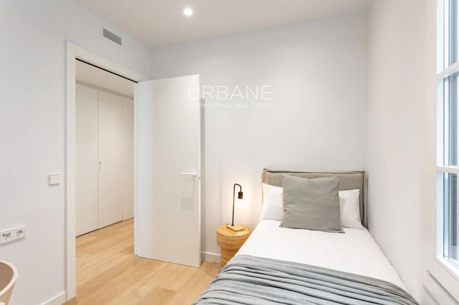 3 Zimmer Wohnung zu verkaufen in Barcelona Stadt mit Pool - 720.000 € (Ref: 9404680)