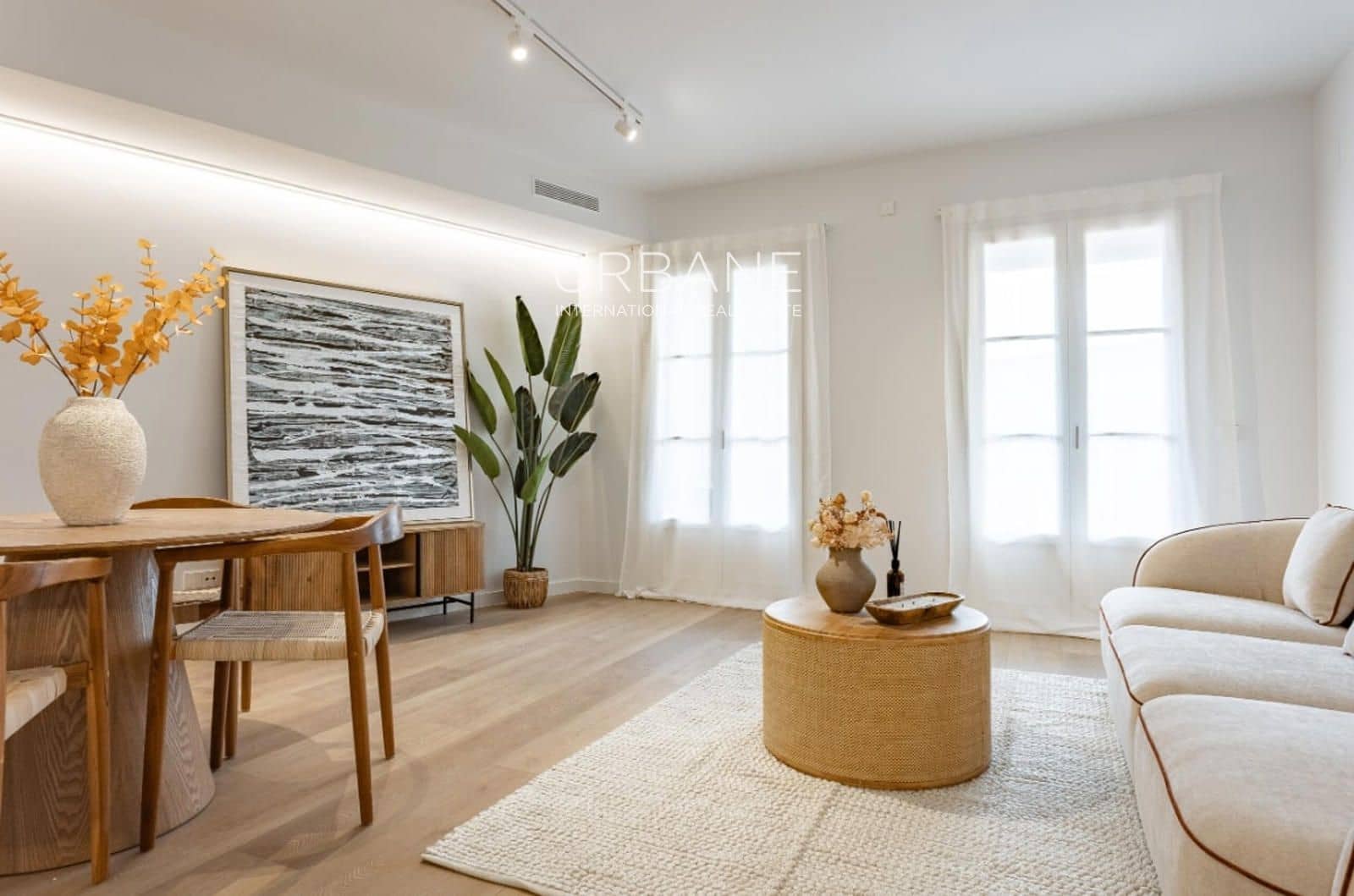 3 sovrum Lägenhet till salu i Barcelona stad med pool - 770 000 € (Ref: 9404683)