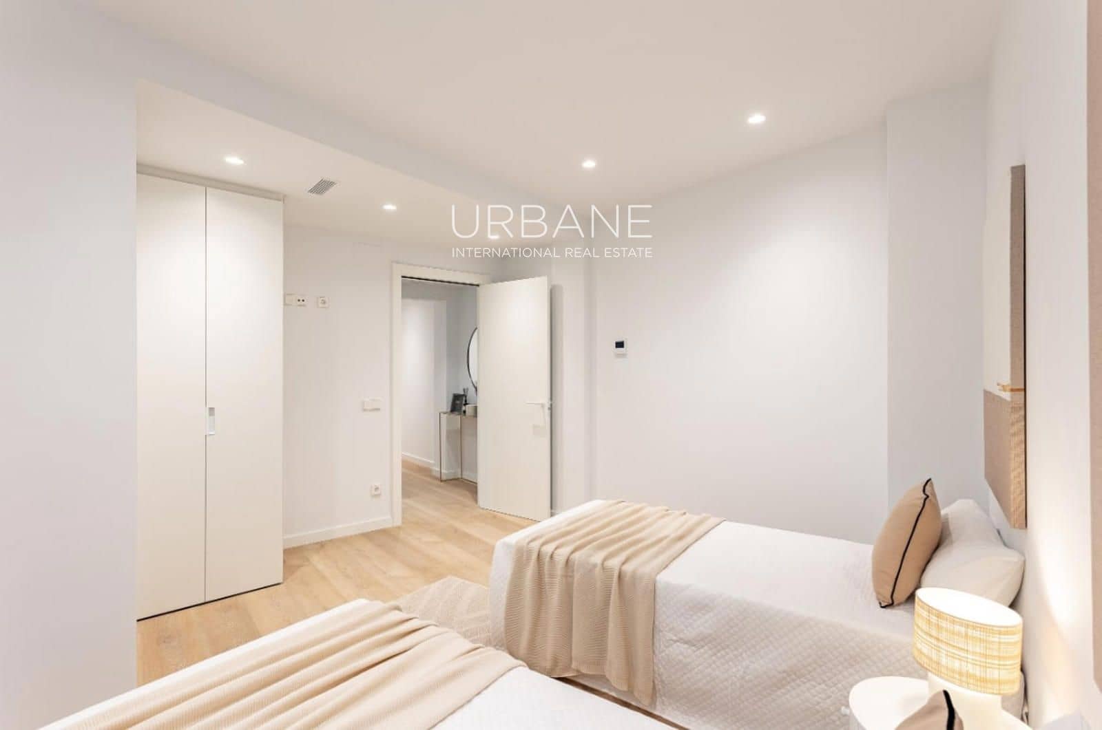 3 sovrum Lägenhet till salu i Barcelona stad med pool - 770 000 € (Ref: 9404683)