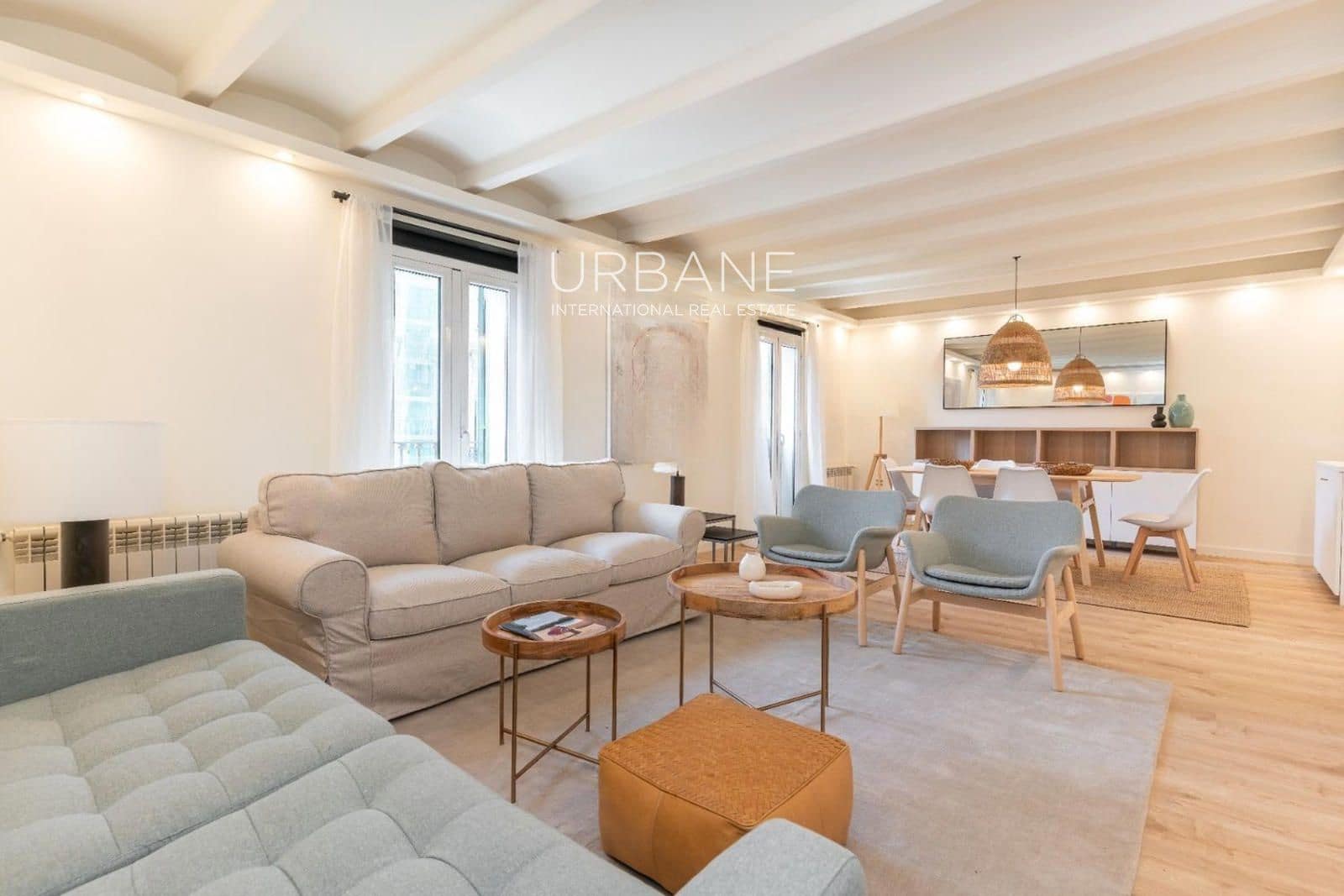 3 soveværelse Lejlighed til leje i Barcelona by - € 4.995 (Ref: 9411348)