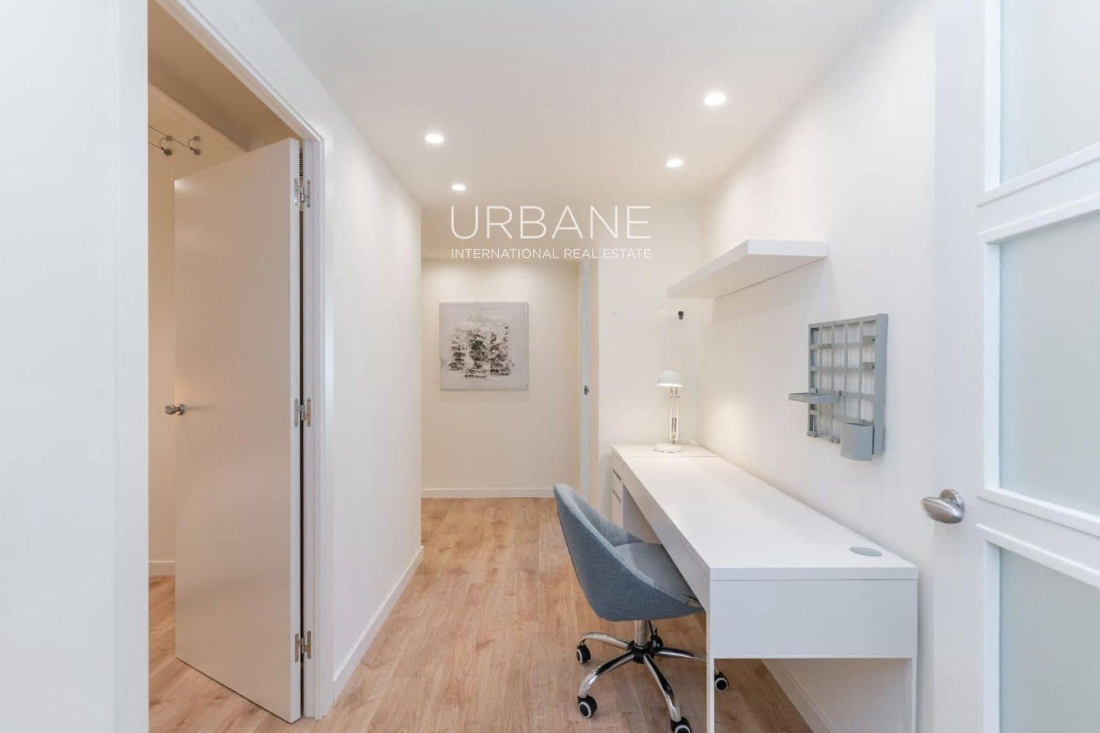 3 soveværelse Lejlighed til leje i Barcelona by - € 4.995 (Ref: 9411348)