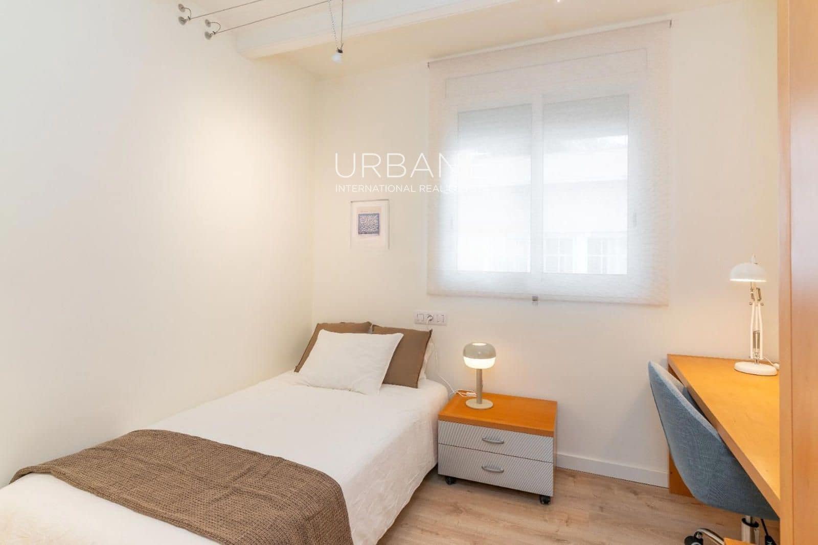 3 soveværelse Lejlighed til leje i Barcelona by - € 4.995 (Ref: 9411348)