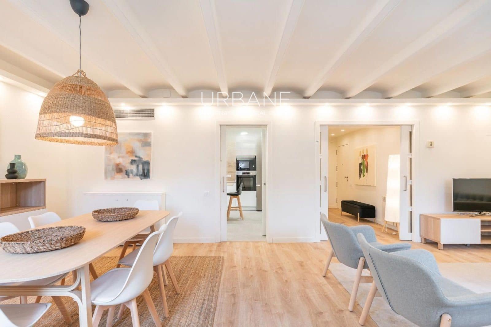 3 soveværelse Lejlighed til leje i Barcelona by - € 4.995 (Ref: 9411348)