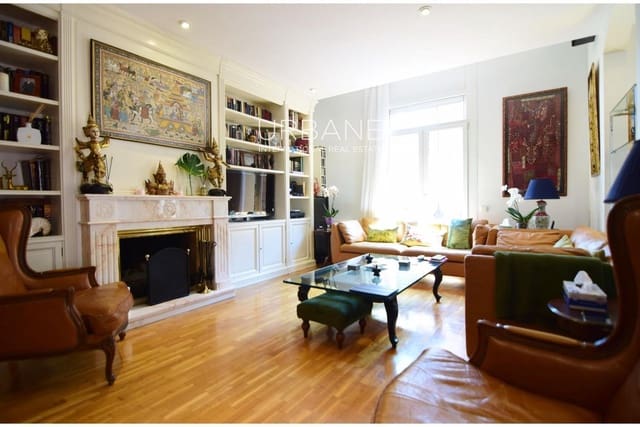 8 soverom Villa til salgs i Vallvidrera, El Tibidabo i Les Planes, Barcelona by med svømmebasseng garasje - € 1 980 000 (Ref: 9417441)