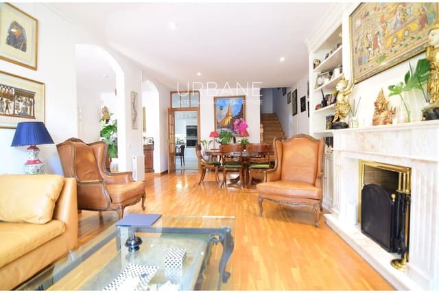 8 soverom Villa til salgs i Vallvidrera, El Tibidabo i Les Planes, Barcelona by med svømmebasseng garasje - € 1 980 000 (Ref: 9417441)