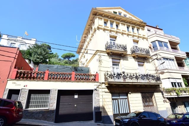 8 soverom Villa til salgs i Vallvidrera, El Tibidabo i Les Planes, Barcelona by med svømmebasseng garasje - € 1 980 000 (Ref: 9417441)