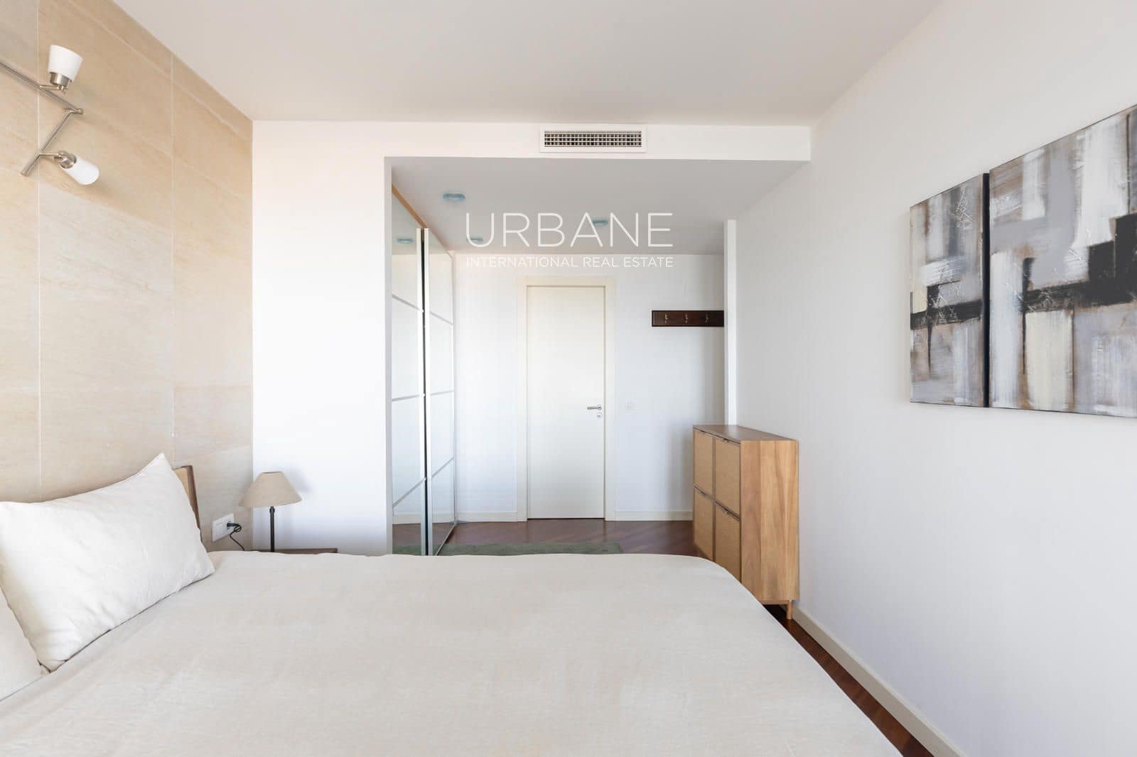 3 bedroom Penthouse for rent in Barcelona city - € 5,995 (Ref: 9426611)