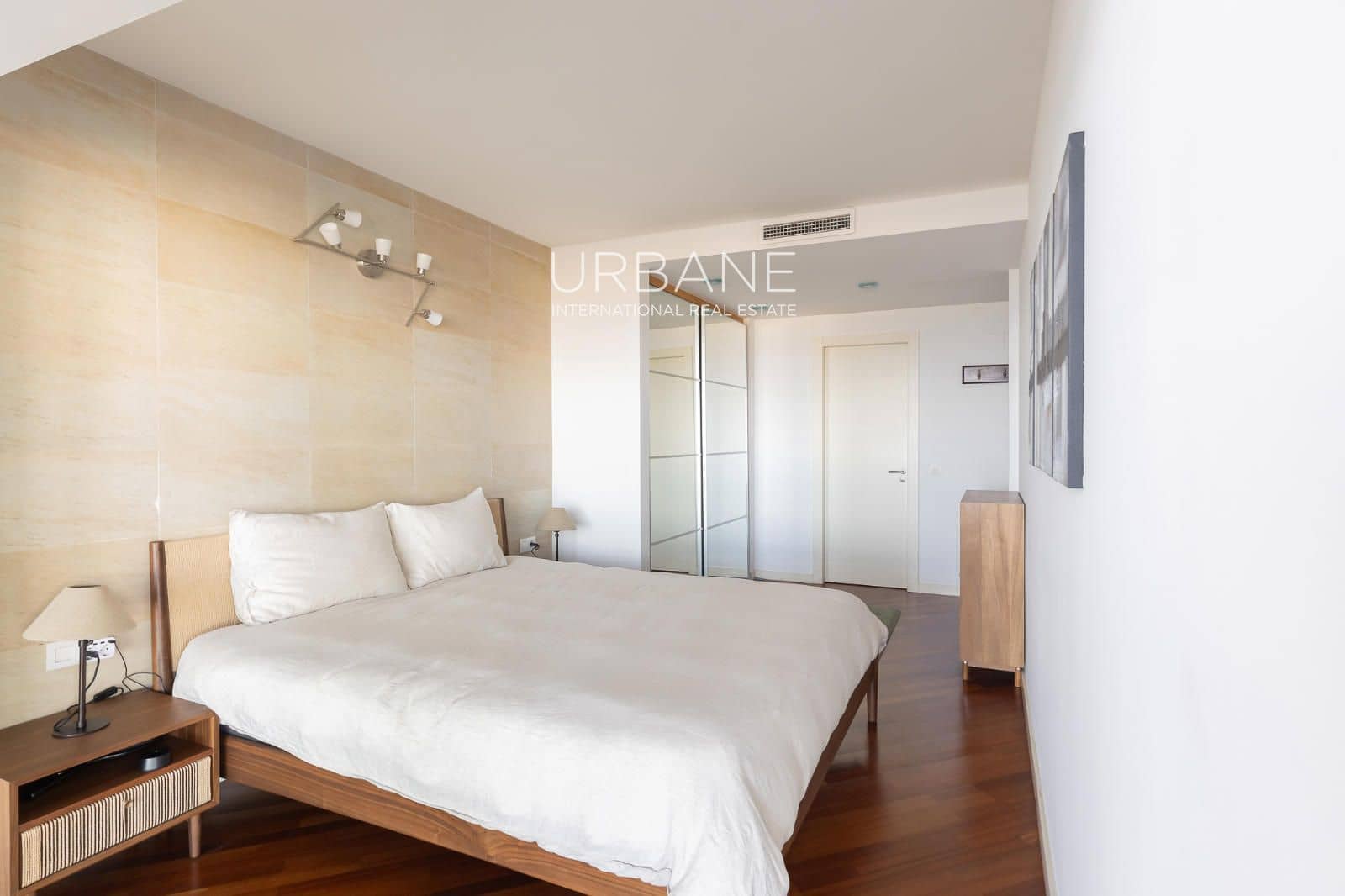 3 bedroom Penthouse for rent in Barcelona city - € 5,995 (Ref: 9426611)