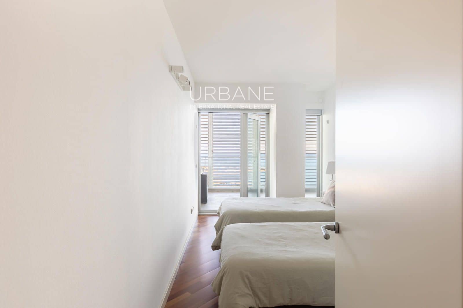 3 bedroom Penthouse for rent in Barcelona city - € 5,995 (Ref: 9426611)